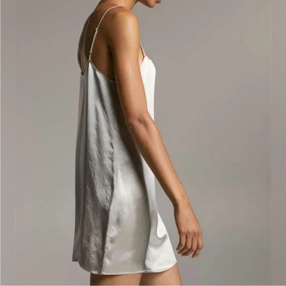 NWOT:🥂 Aritzia Babaton Encore Satin Slip Dress Mini Cowl Back Denude Ivory XXS - Picture 3 of 10